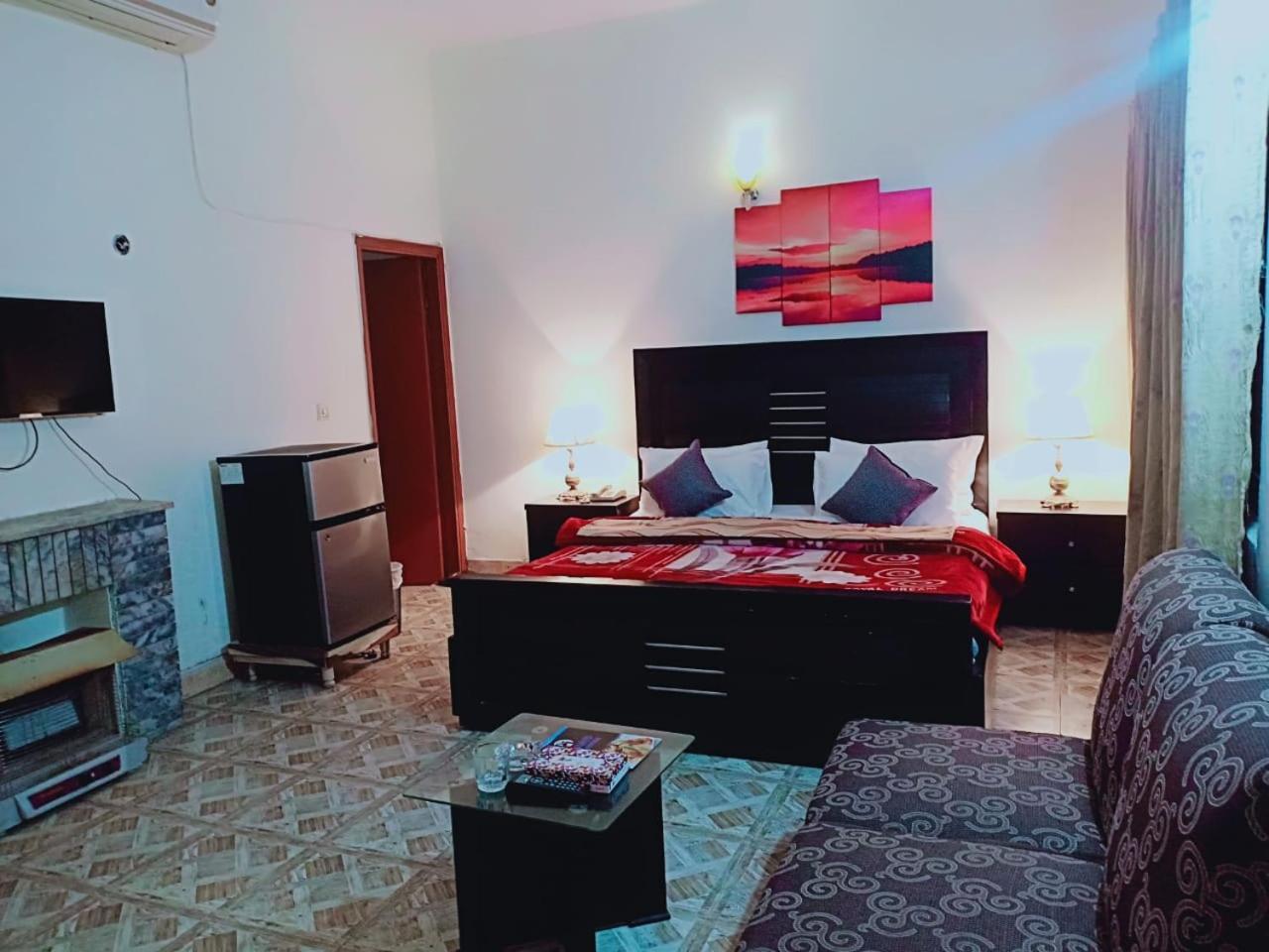 Pyramid International Guest House 伊斯兰堡 外观 照片